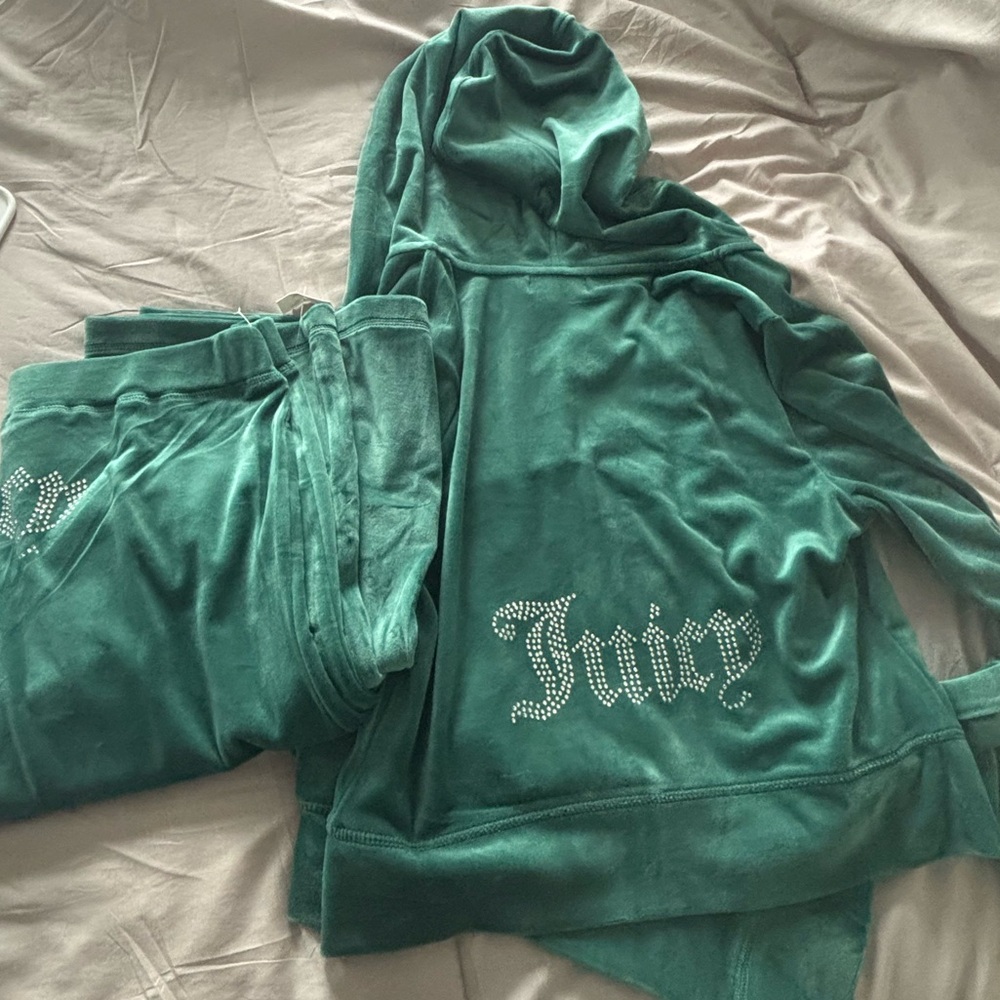 New velour set